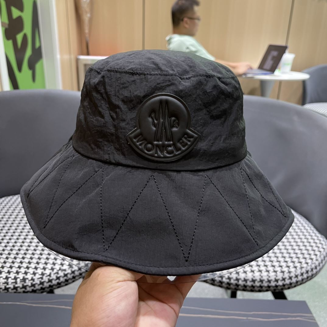 Moncler Caps